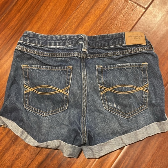 Abercrombie and fitch Jean shorts - Picture 3 of 3